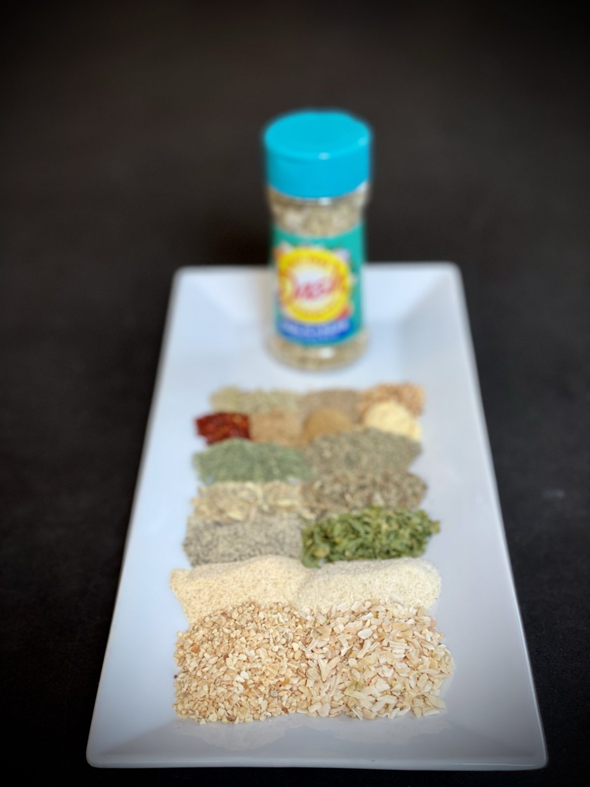 Copycat Mrs Dash Garlic and Herb Spice Blend - 3 Boys and a Dog